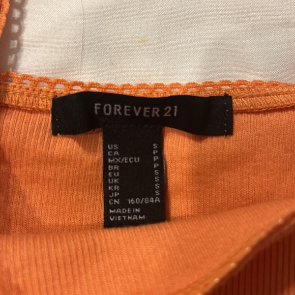 Orange lace trim cropped tank top - Picture 2 of 2